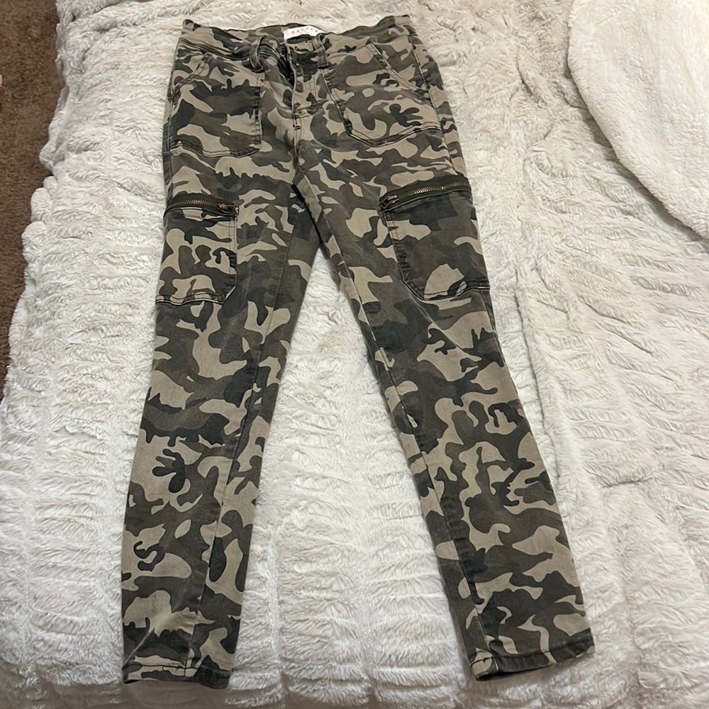 Camo pants/jeans